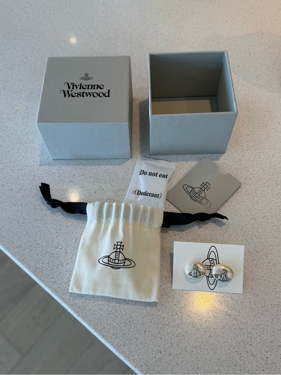 Vivienne Westwood Jewelry - Vivienne Westwood Silver Orb Stud Earrings with Pouch and Box